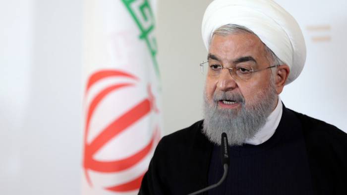 Президент Ирана сравнил коронавирус с американскими санкциями