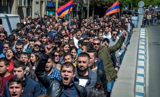 Развал армянской армии. Возрастает негодование общества 