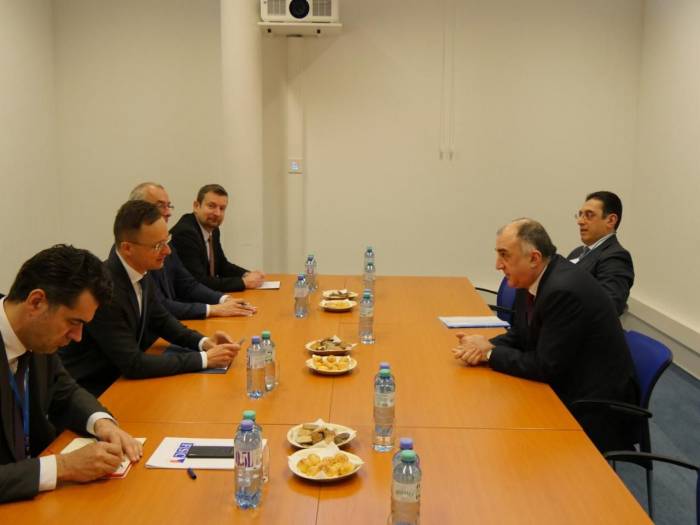 Обсуждено сотрудничество между Азербайджаном и Венгрией
