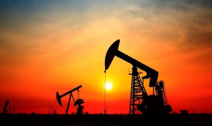 В январе Азербайджан сократил добычу нефти на 3,8%