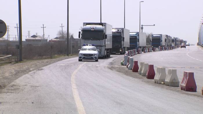 МВД Азербайджана: Несмотря на особый карантинный режим, обеспечивается движение транзитных грузовиков