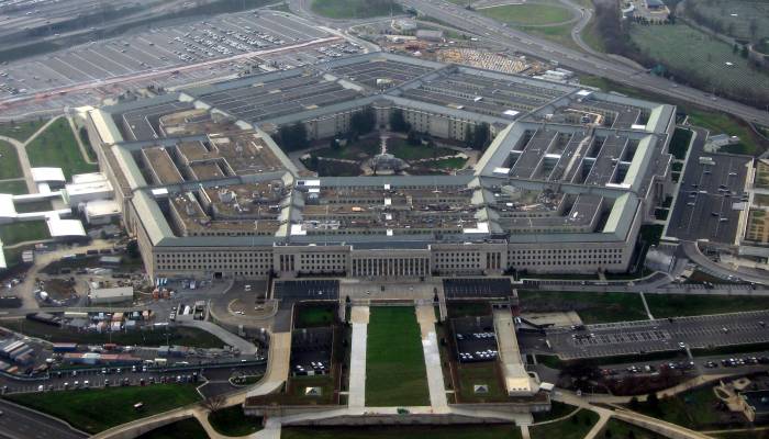 Пентагон сообщил о смерти первого военнослужащего от коронавируса