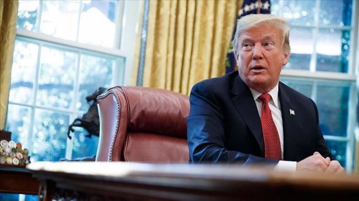 Трамп провел переговоры с одним из лидеров талибов
