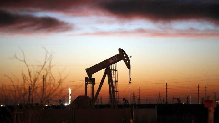 Цена нефти марки Brent упала ниже $28 за баррель впервые с 2016 года
