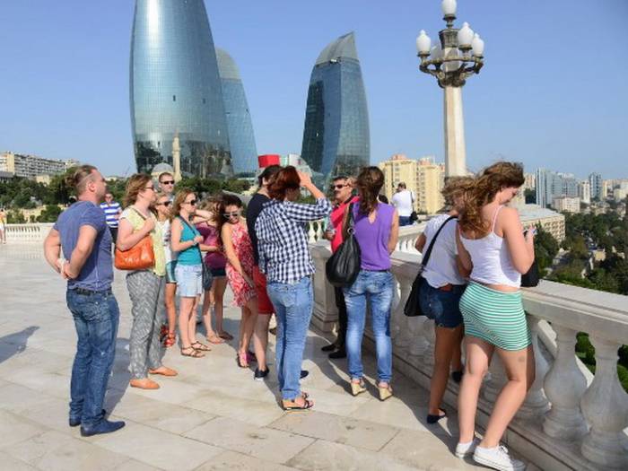Баку вошел в топ-10 городов СНГ для виртуальных туров