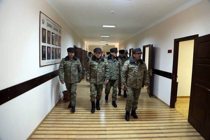Министр обороны Азербайджан посетил передовую воинскую часть - ВИДЕО