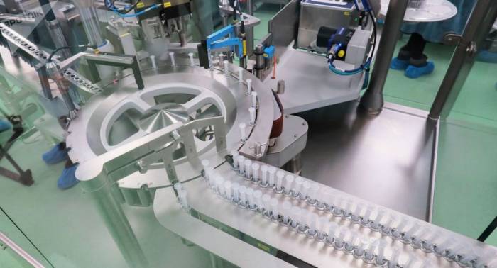 Кыргызстанский завод по производству лекарств работает в две смены