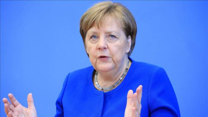 Меркель о пандемии: надежда есть, но радоваться рано
