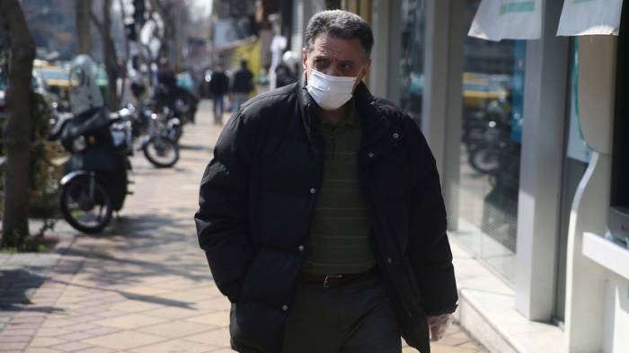 В Иране за сутки от коронавируса скончались 129 человек
