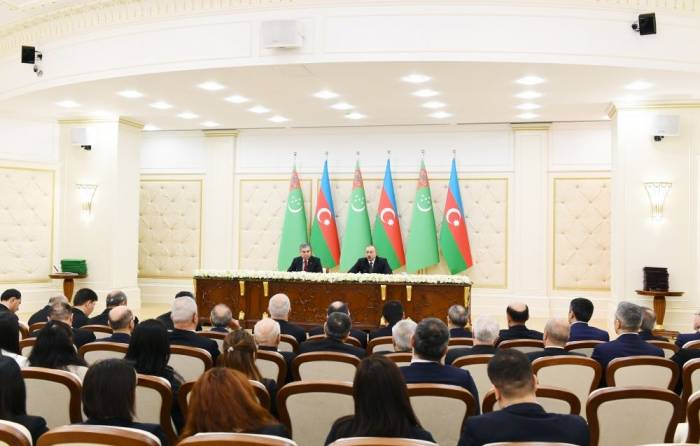 Ильхам Алиев: И в Туркменистане, и в Азербайджане очень большое внимание уделялось и уделяется транспортной инфраструктуре