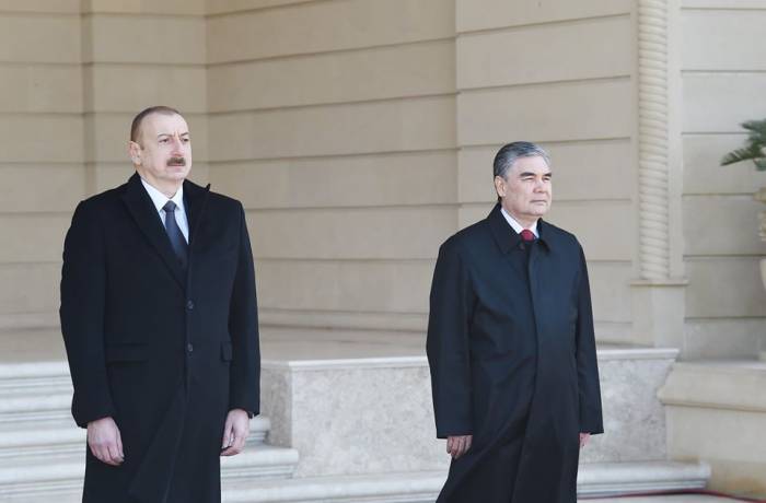 Президент Туркменистана прибыл в Баку - ФОТО