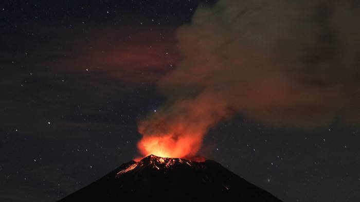 Извержение вулкана Мерапи произошло в Индонезии