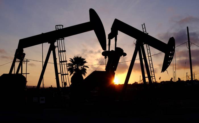 Саудовская Аравия опровергла сообщения о желании убрать нефть США с рынка