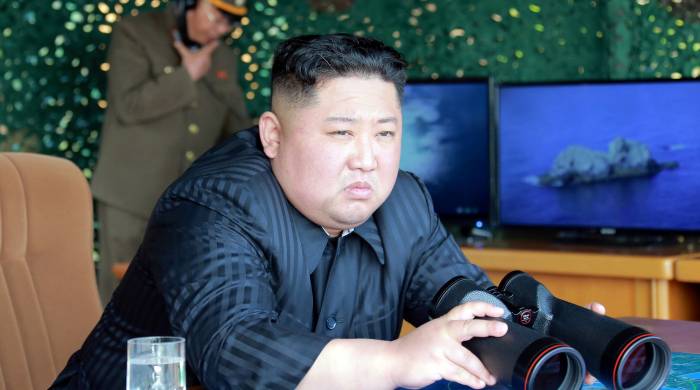 Появились сообщения о летающих низко над Пхеньяном вертолетах и панике в КНДР
