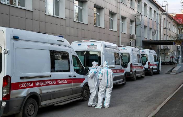 Число заразившихся коронавирусом в России превысило 99 тыс