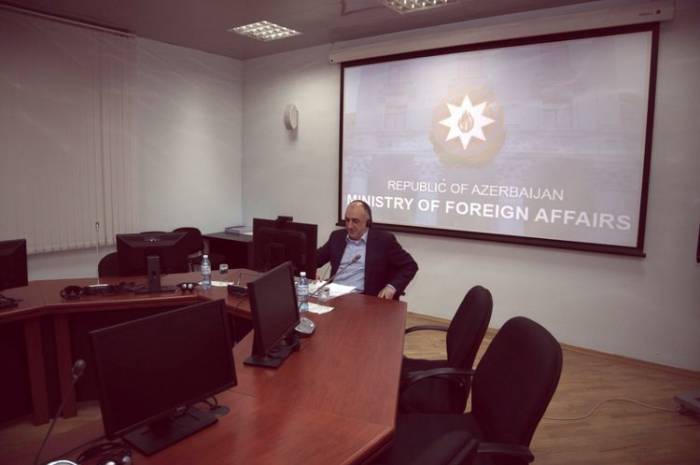 Началась встреча глав МИД Азербайджана и Армении в формате видеоконференции
