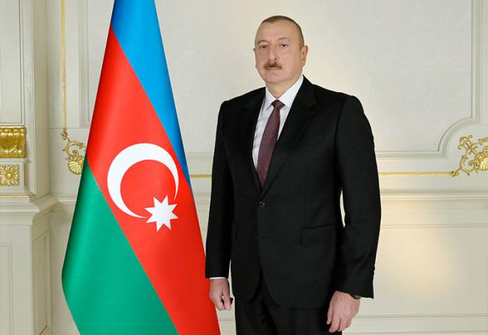 Президент Ильхам Алиев позвонил по телефону Закиру Гаралову
