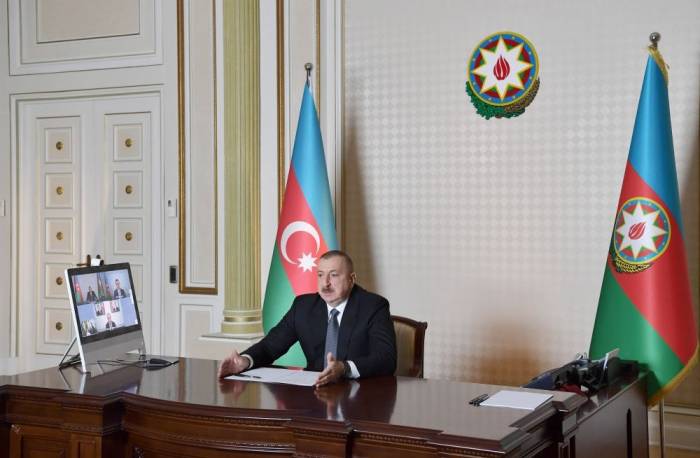 Ильхам Алиев провел совещание в формате видеоконференции - ФОТО