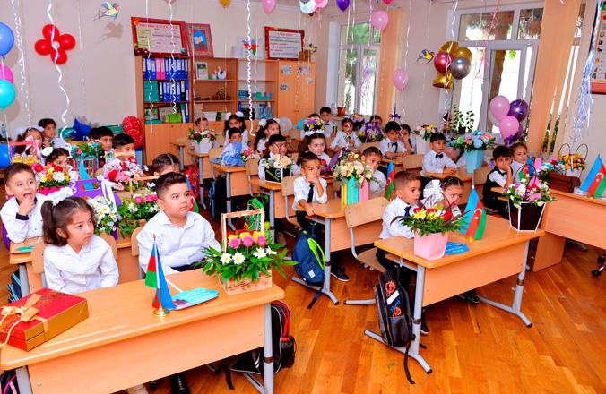 Названа статистика по приему в первый класс бакинских школ
