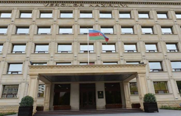 В Азербайджане продлен срок подачи налоговых деклараций 