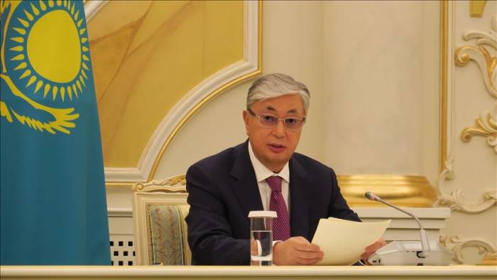 Власти Казахстана выделили $14 млрд на поддержку населения
