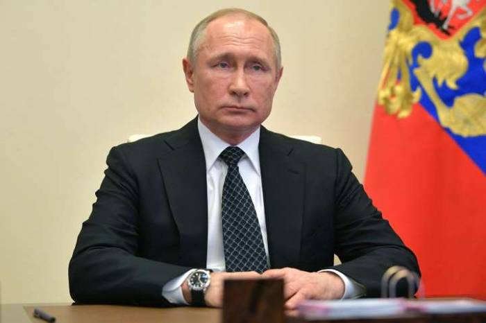 Путин продлил период нерабочих дней до 11 мая