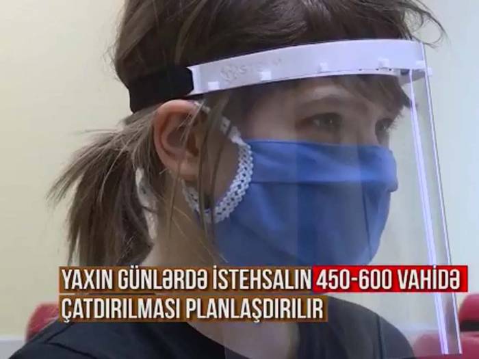 В Азербайджане медработникам роздано более 1500 защитных экранов для лица 
