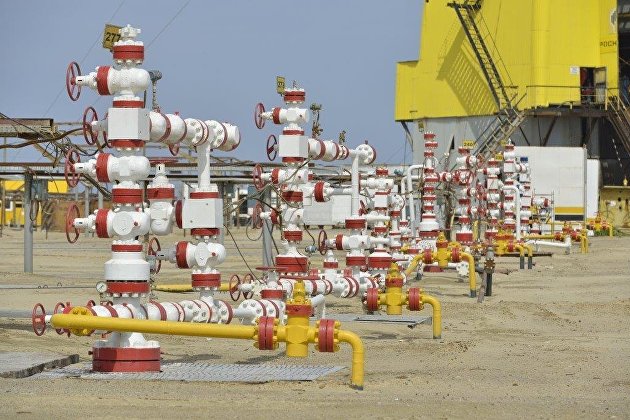 ОАЭ вслед за Саудовской Аравией будет продавать свою нефть с дисконтом
