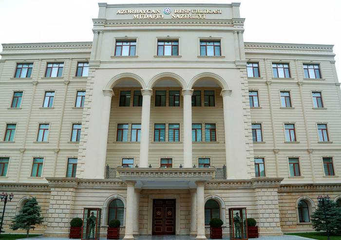 Минобороны: Информация о том, что азербайджанская сторона нарушила режим прекращения огня, является ложной
