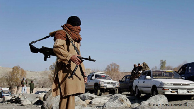 В Афганистане освободили более 700 талибов
