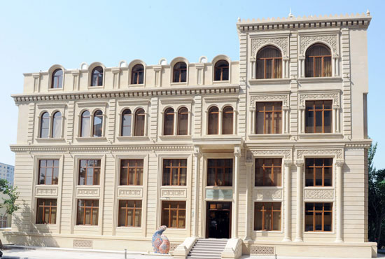 Азербайджанская община Нагорно-Карабахского региона Азербайджана распространила заявление в связи с 28-й годовщиной оккупации Лачина
