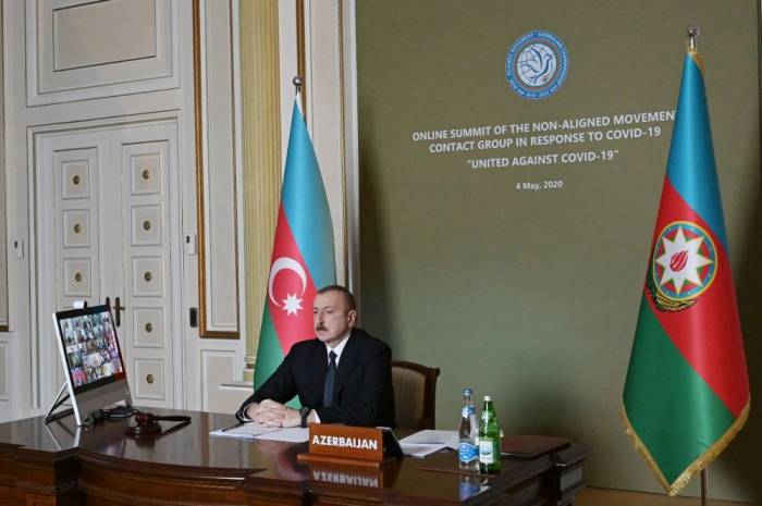 Ильхам Алиев: Азербайджан готов делиться опытом в области лечения больных коронавирусом