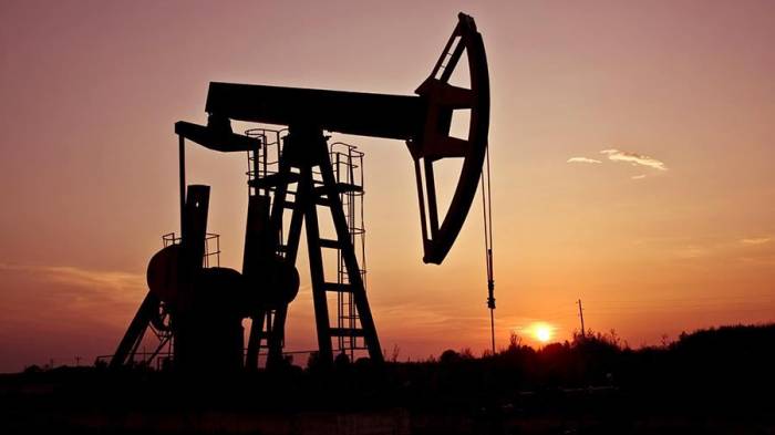 Цена нефти Brent впервые с 13 апреля превысила $33

