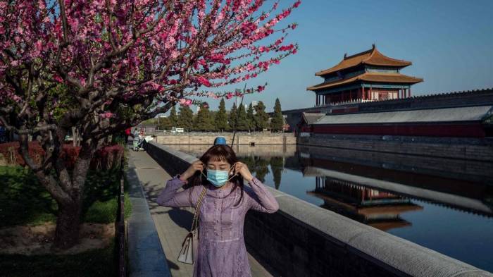 В Китае жизнь нормализуется, во многих странах Востока эпидемия распространяется
