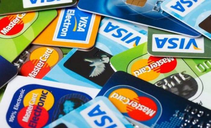 В Беларуси расширяются возможности банковских карточек