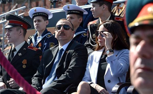 Москва ждет президента Азербайджана на параде Победы
