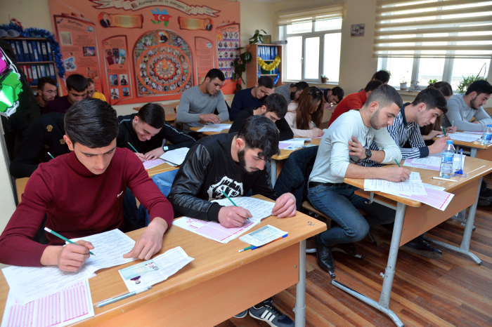 Приемные экзамены в колледжи Азербайджана пройдут в рамках одного тура
