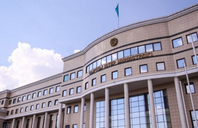Казахстан предоставит коридор для вывоза граждан Киргизии из России
