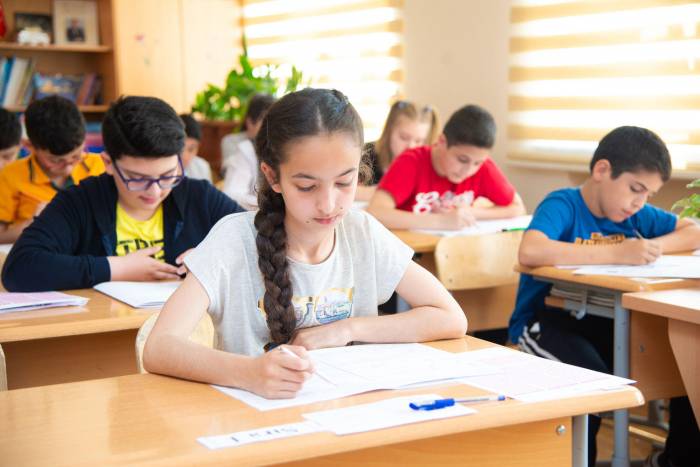 Экзамены по азербайджанскому языку для учеников IX классов пройдут в июне
