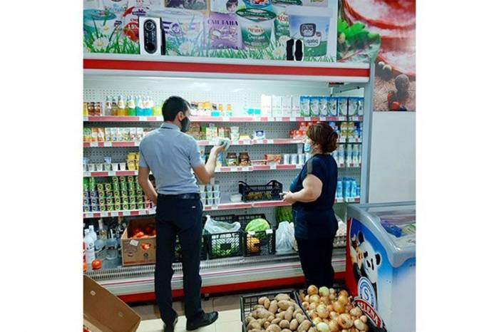 В Азербайджане будут оштрафованы владельцы ряда магазинов
