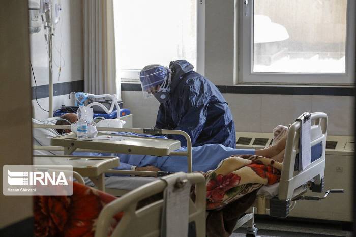 В Иране за сутки выявили 2489 новых случаев заражения коронавирусом