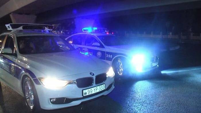 В Баку сотрудники полиции доставили беременную женщину в больницу - ВИДЕО
