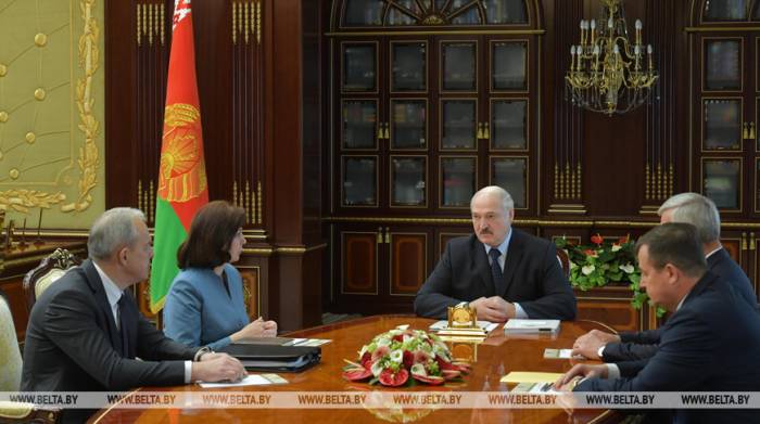 Предложения по новому составу правительства обсуждают на совещании у Лукашенко

