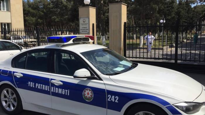 Сотрудники полиции в Баку помогли больной матери журналистки