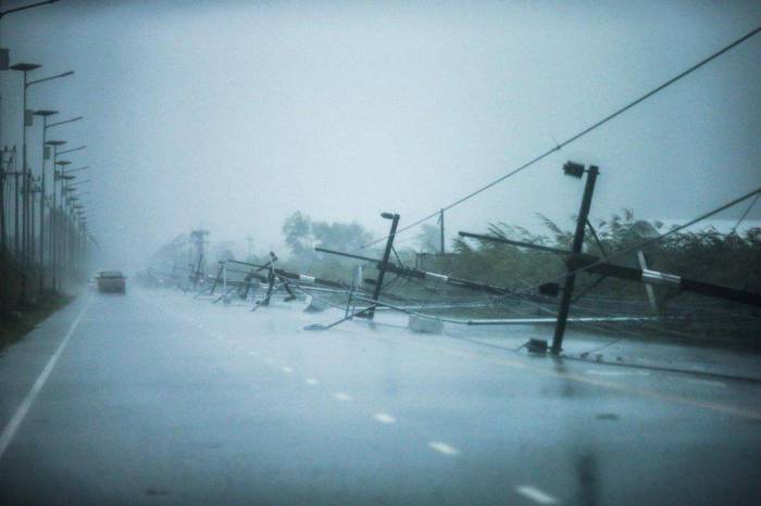 Тропический шторм "Нури" обрушился на китайскую провинцию Гуандун