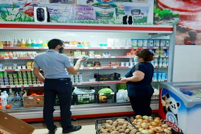 Агентство пищевой безопасности Азербайджана выявило нарушения еще в 98 предприятиях
