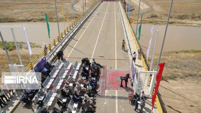 Автомобильный мост на ирано-туркменской границе способен пропускать до тысячи фур в сутки
