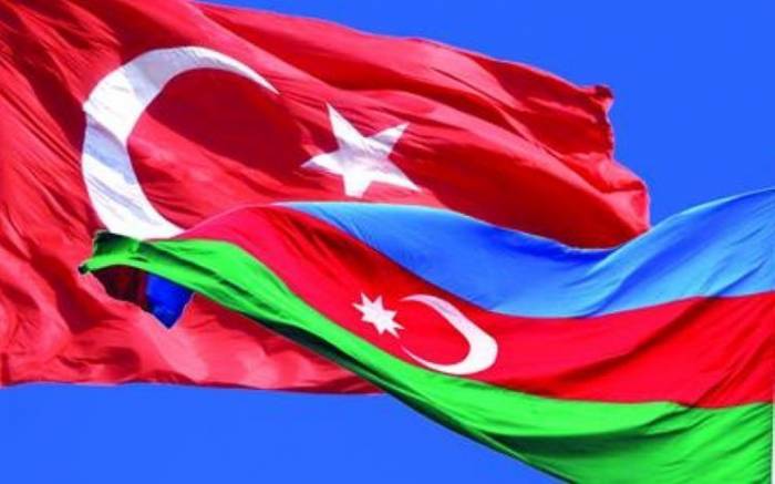 Азербайджан и Турция взаимно признали национальные водительские удостоверения
