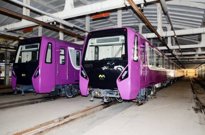 В Баку доставлены еще 4 новых поезда метро - ФОТО
