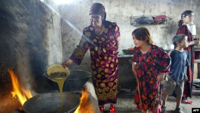 ВБ раздаст по $50 бедным таджикским семьям с малолетними детьми